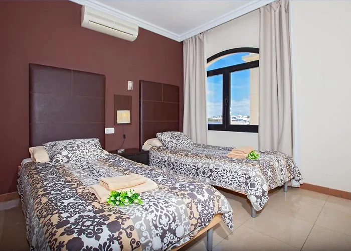 Riviera Park, 2 Bed *